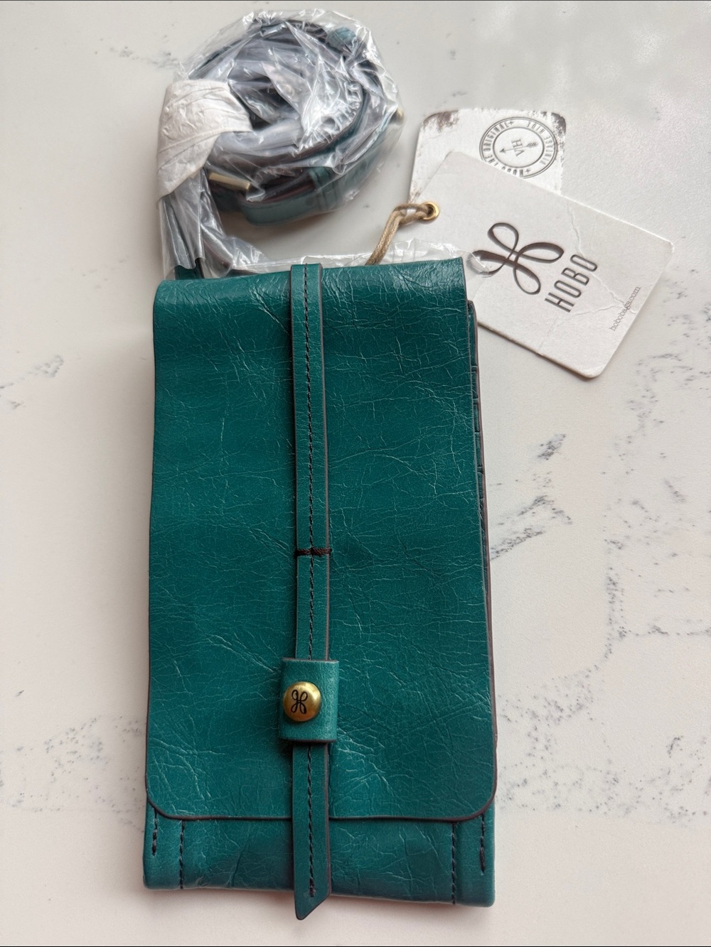 HOBO TOKEN Leather Purse/ Wallet color BLUEGRASS Crossbody Bag NWT